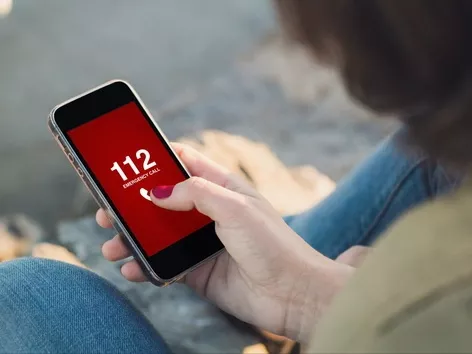 In which regions of Ukraine and how is the unified emergency number 112 working?