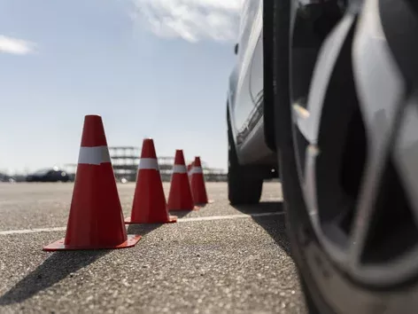 Registering for a driving licence at a service centre of the Ministry of Internal Affairs: how to get a coupon for the exam?