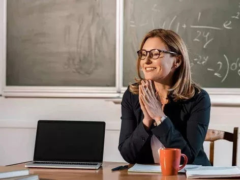 Can Ukrainian teachers working abroad count on seniority credit?