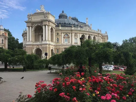 Traveling around Ukraine in 2025: which cities are definitely worth visiting?