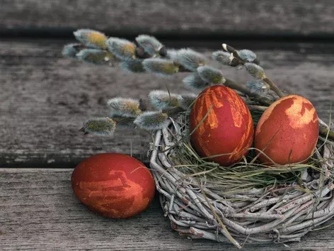 How did Ukrainians celebrate Easter in ancient times and which customs have been forgotten?