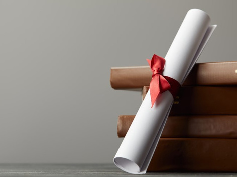 Де випускникам отримати атестат про навчання будучи закордоном?