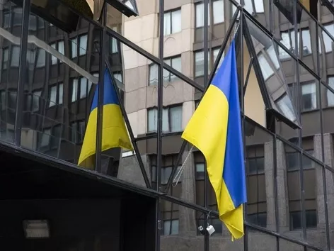 Цифровий нотаріат МЗС для українців за кордоном: як оформити довіреність онлайн через систему е-Консул