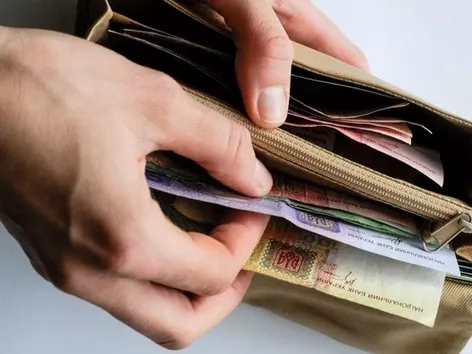 Salaries in Ukraine: where do they pay the best and how has the situation changed in 2024 compared to 2021?