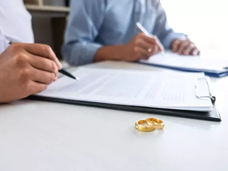 Развод с иностранцем в Украине: алгоритм действий и юридические особенности