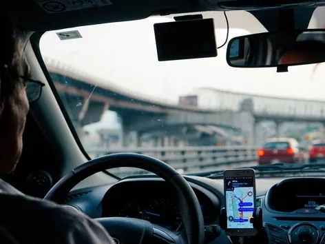 Ukrainians can register a car in Switzerland for free: what is required