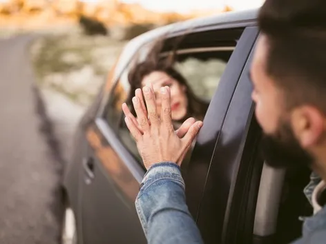 5 неожиданных рисков, с которыми сталкиваются иностранные водители в Украине — и как их избежать