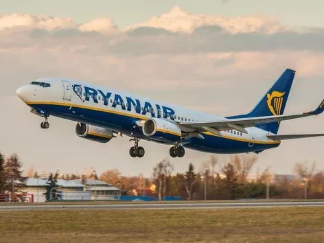 Ryanair оказывает давление на Украину: авиагигант требует скидки и угрожает сократить рейсы
