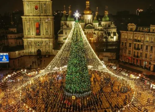 Главная рождественская елка страны: как будет выглядеть праздничная локация на площади Святой Софии