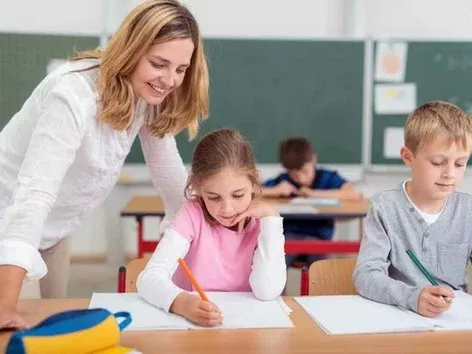 First Ukrainian state school opened in Hungary: what you need to know about it