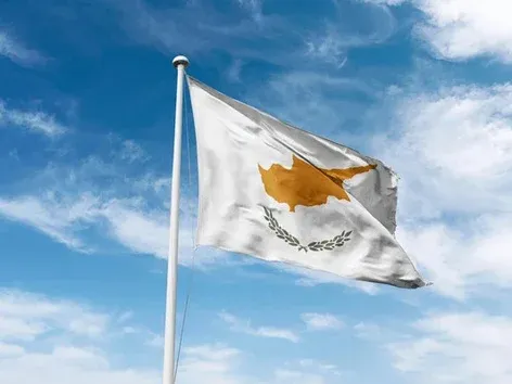 Эмиграция на Кипр: как украинцы могут переехать туда в 2025 году?