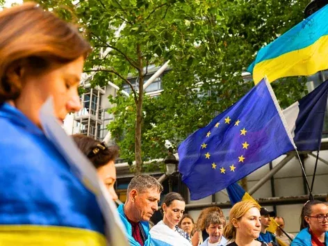 Количество украинцев с временной защитой в ЕС снова увеличилось: где люди чаще всего получают этот статус