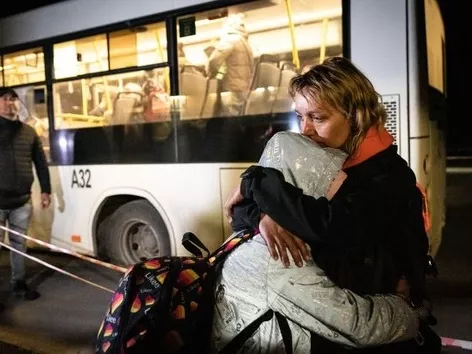 With whom can I leave my child in Poland if I need to leave the country for a certain period of time?