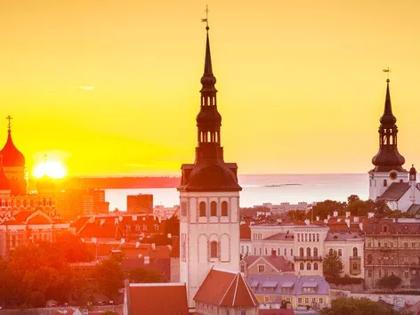 Travel to Ukraine from Estonia in 2024: convenient routes and entry rules