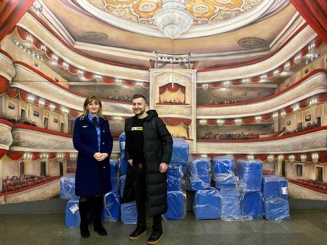 Visit Ukraine handed over 1,000 seats to the Kyiv metro for citizens during air alarms