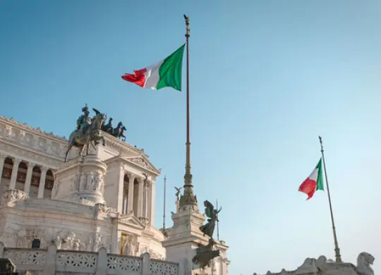 Италия продлила временную защиту для украинцев до 2027 года