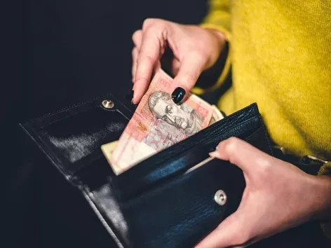 Unemployed Ukrainians can join public works: how much they pay and what you need to know