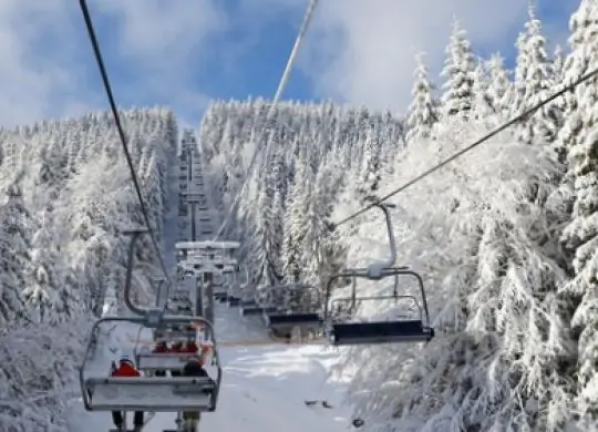 Бюджетные зимние туры в Украине: куда поехать этой зимой недорого