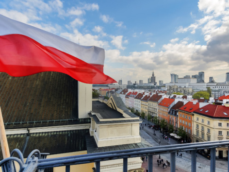 Are Ukrainian refugees planning to return home this year? Survey in Poland