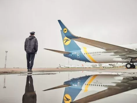 Closed skies over Ukraine: where Ukrainian airlines operate now