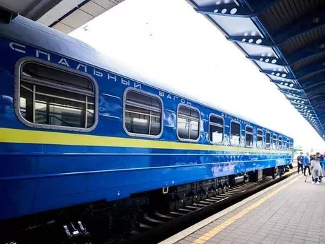 Temporary changes to the route №139/140 Kyiv - Kamianets-Podilskyi: new train schedule and additional routes
