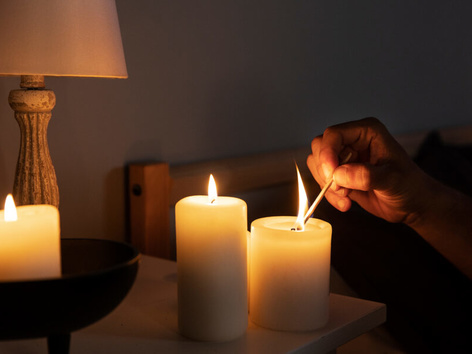 Розваги під час блекауту: чим займаються українці під час відключень світла