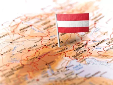 Car insurance in Austria: do Ukrainians need to take out a local motor insurance policy?