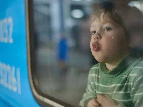 Ukrzaliznytsia's “Traveler's Passport”: how can children collect stamps, receive hugs, and gifts while traveling in Ukraine?