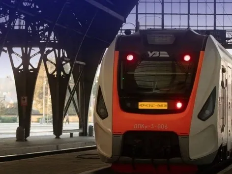 Без остановок на границе: Украина запускает пограничный и таможенный контроль на поездах в движении