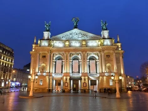 From Krakow to Lviv on a weekend: for Polish tourists