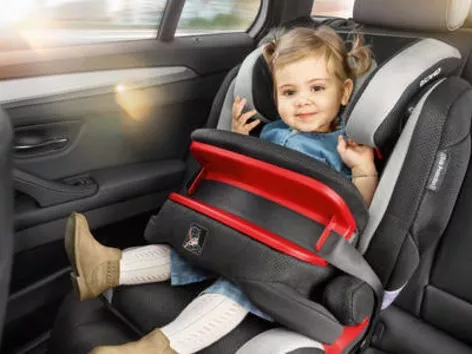 Requirements for child car seats have changed in European countries: what do Ukrainian drivers need to know?