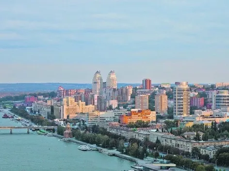 Як дістатись у Дніпро з-за кордону у 2025 році?
