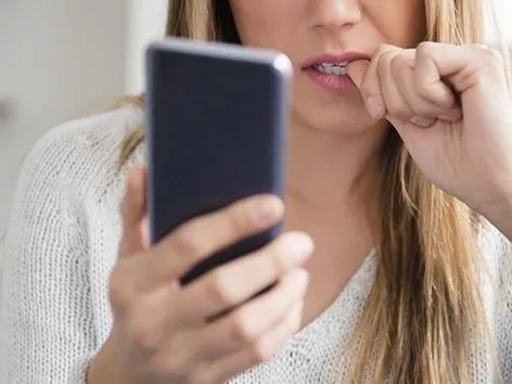 How our brains work: why do we believe fakes and succumb to collective panic, even if we know it's pointless?