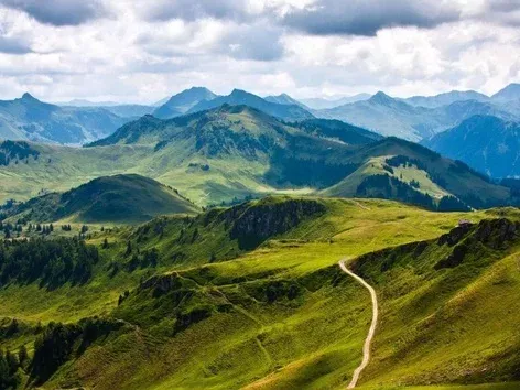 The most beautiful viewpoints in the Carpathians: where to admire the views?
