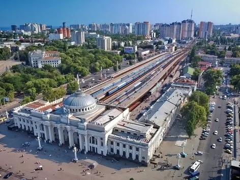 Ukrzaliznytsia ha programmato un treno aggiuntivo tra Kyiv e Odesa per agosto: orario