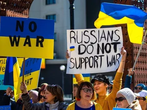 Ukraine's True History: popular misconceptions about Ukraine, propagated by russia