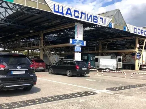 Очереди на границе в 2025 году: заторы на пунктах пропуска и лучшие места для пересечения границы на автомобиле?