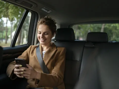 Трансфер или такси? Как выбрать самый удобный способ путешествия по Украине и его преимущества