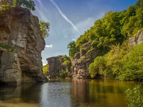 TOP 15 destinations for a weekend trip in Ukraine: selection of interesting locations and tours