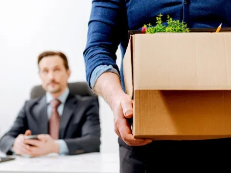 Когда вас могут уволить из-за болезни в Польше: что нужно знать сотрудникам