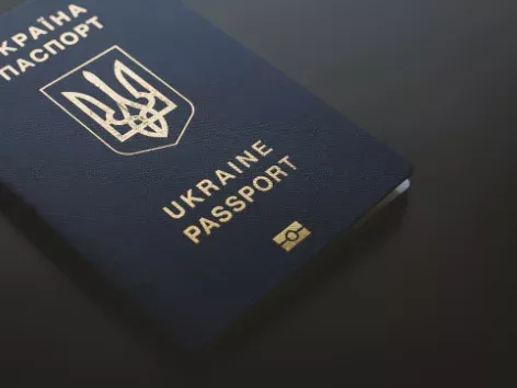 Puis-je obtenir un passeport par procuration ? Que dit la législation ukrainienne ?