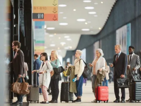 ЕС планирует отменить правило «100 мл» для транспортировки жидкостей