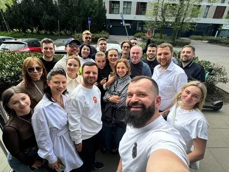 Fundraising for 1,000 drones for the Ukrainian Armed Forces closed in one evening: how a business forum helps Ukraine