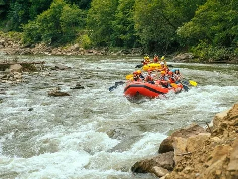 Экстремальные приключения в Карпатах: какие варианты отдыха доступны в Украине?