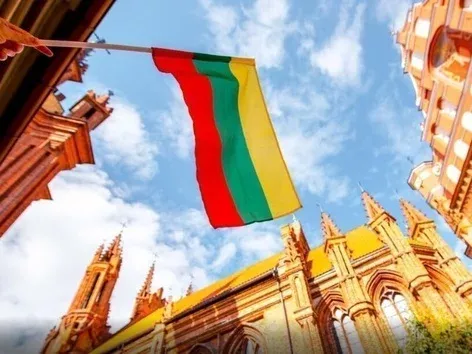 Lithuania will start exchanging residence permits for Ukrainian refugees: what you need to know