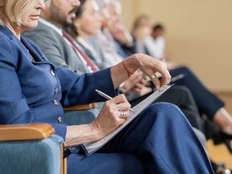 How many declarations have Ukrainian civil servants filed since the beginning of the war?