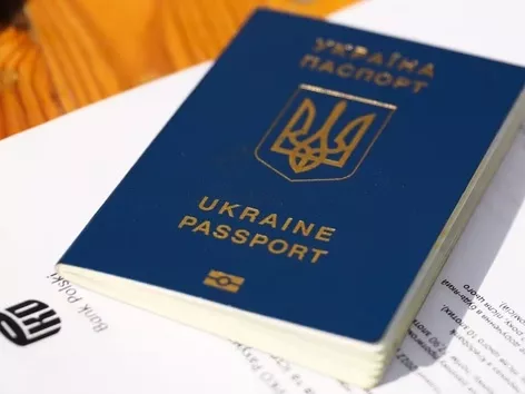 Consular reception of Ukrainians started in the Polish city of Lodz: what services are available