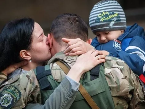 День сім'ї в Україні: як війна та розлука вплинули на українські сім'ї?