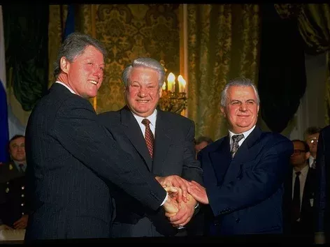 Nuclear disarmament: why Ukraine gave up nuclear weapons and whether their deployment in Belarus is legal