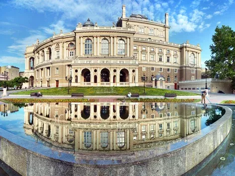 The most interesting tours in Odesa: routes that everyone should take